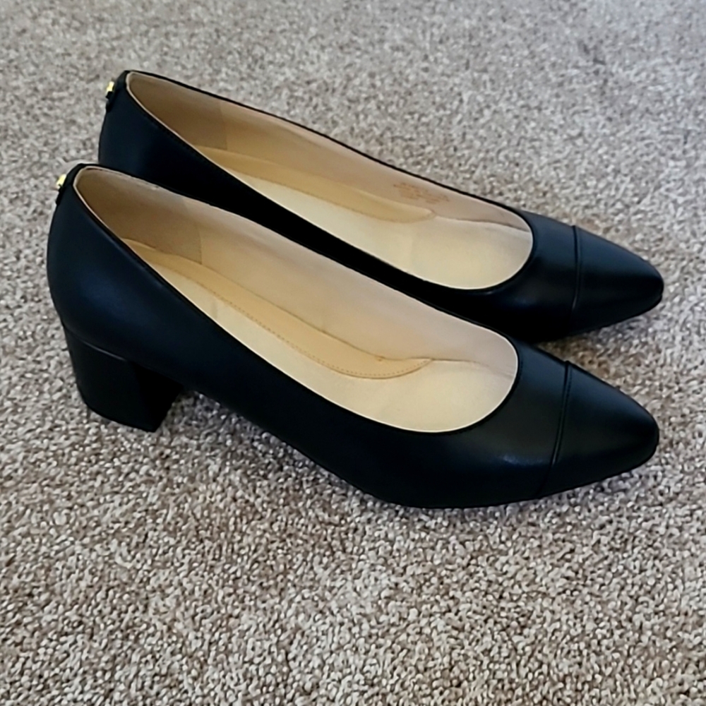 COLE HAAN block heel shoe